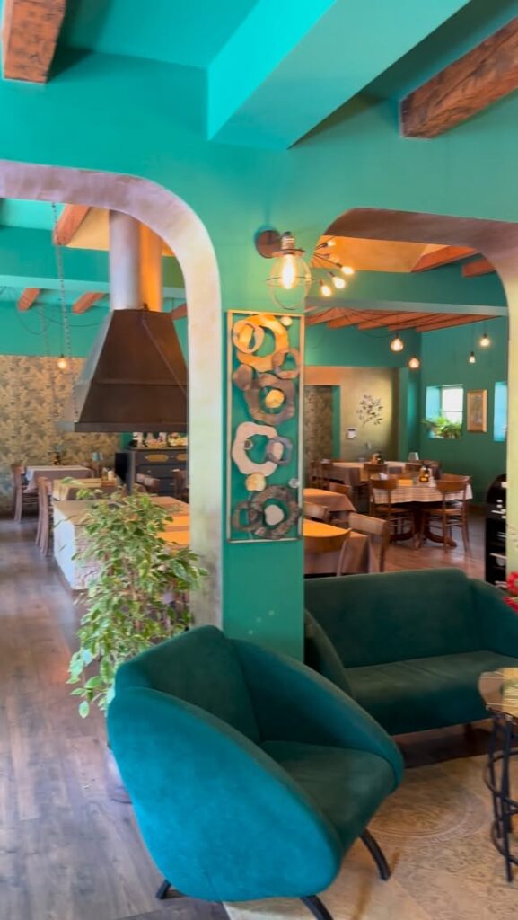 Restoran mošuna interijer