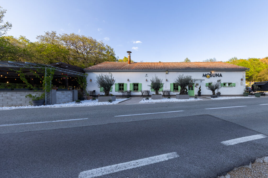 Restoran Mosuna